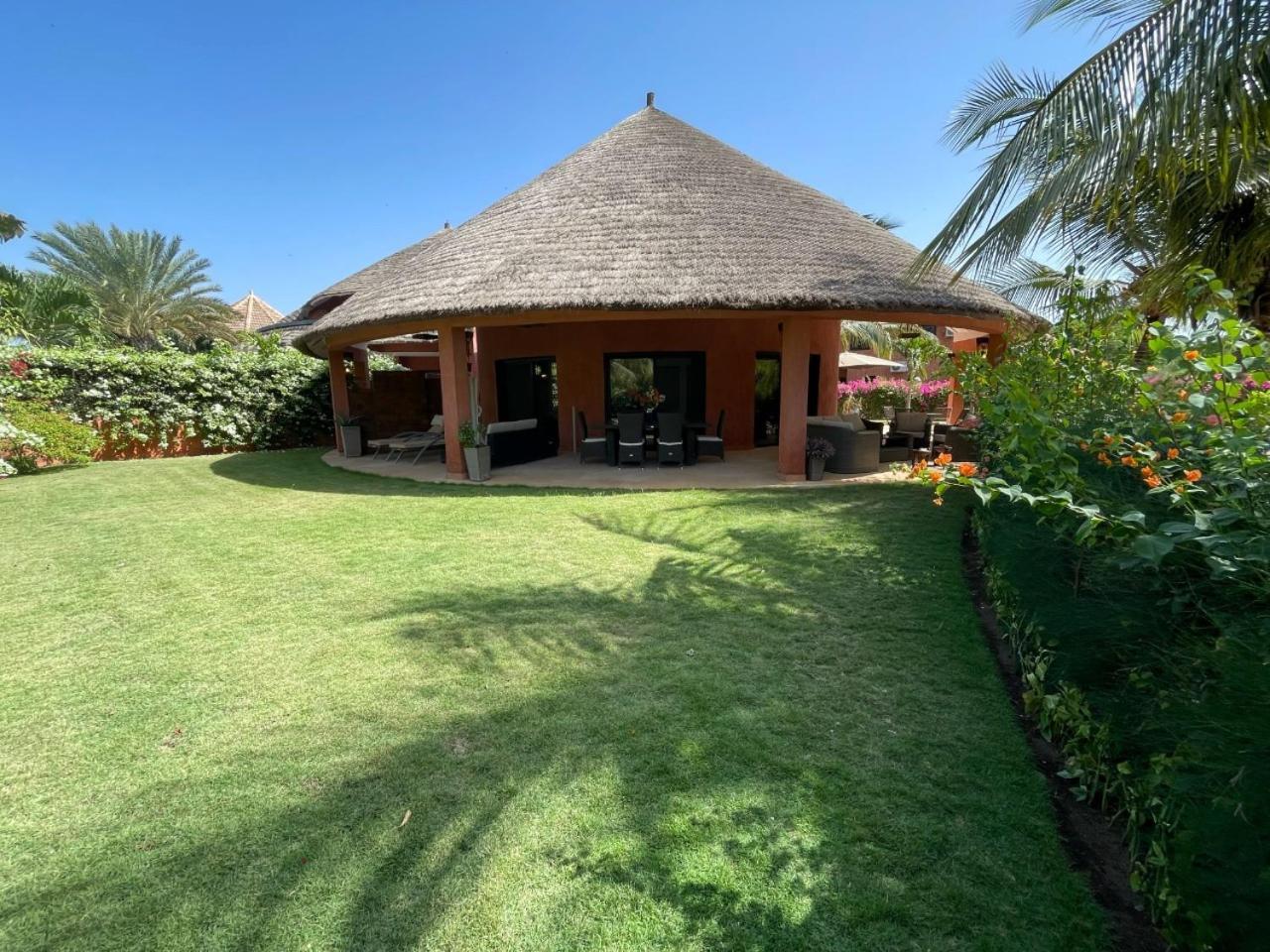 Agence Adjana Resort - Residence Du Port 3 Sali Tapé Exteriör bild